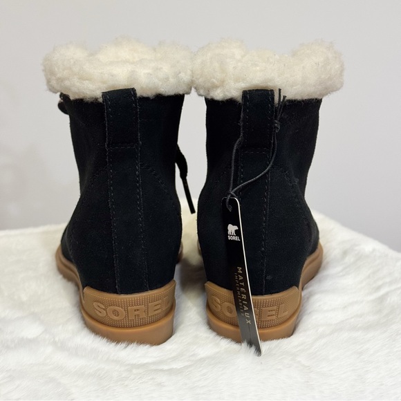 Sorel Women's Evie II Cozy Lace-Up Booties
Smoke free/Pet Free - Picture 7 of 15